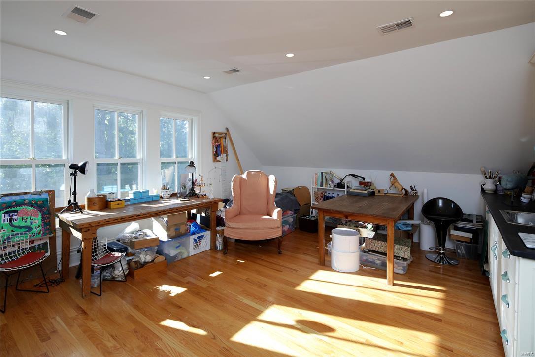 9450 Ladue Road Ladue, MO 63124 - Photo 58 of 67 Gallery Image 58