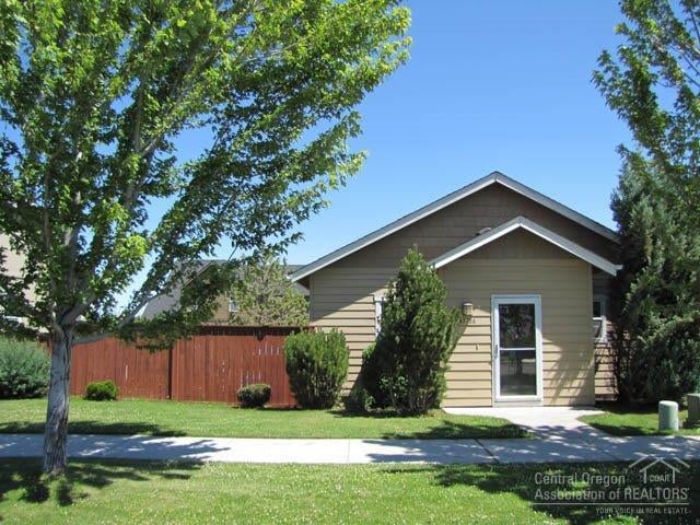 63786 Stanley Way Bend, OR 97701 - Photo 1 of 17 Gallery Image 1