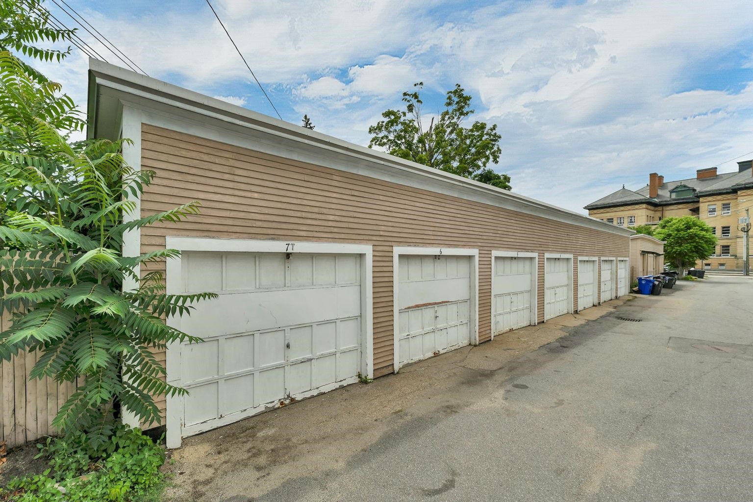 66 Ash Street Manchester, NH 03104 - Photo 12 of 59