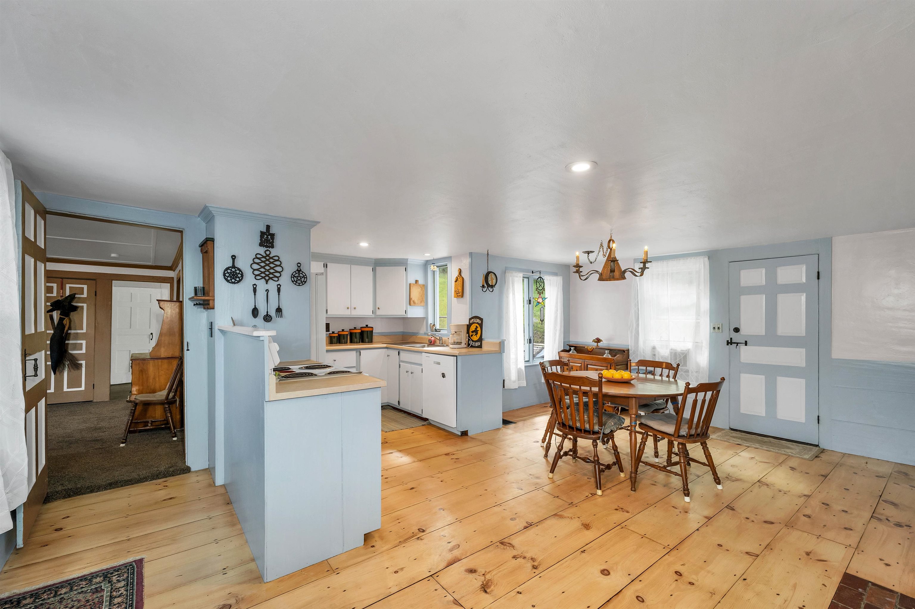 10 Barton Road Croydon, NH 03773 - Photo 36 of 40