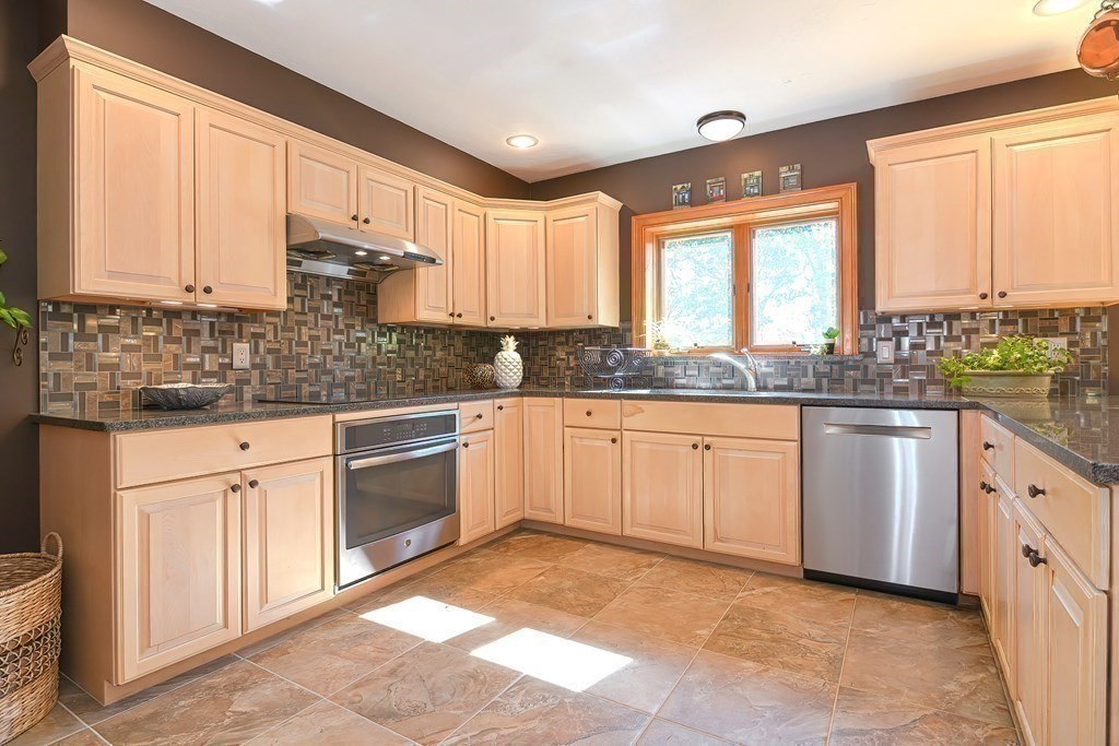46 Columbus Road Boylston, MA 01505 - Photo 14 of 42 Gallery Image 14