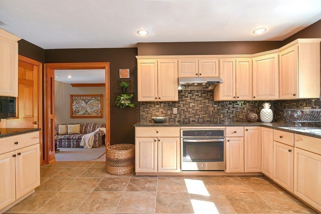 46 Columbus Road Boylston, MA 01505 - Photo 16 of 42 Gallery Image 16