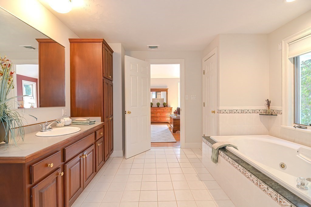 46 Columbus Road Boylston, MA 01505 - Photo 27 of 42 Gallery Image 27