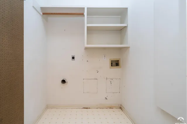 $740,000 | 3700 Quail Creek Court, Lawrence, KS 66047