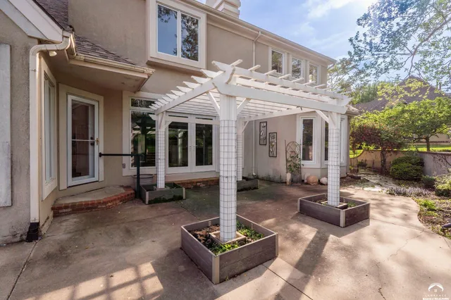 $740,000 | 3700 Quail Creek Court, Lawrence, KS 66047