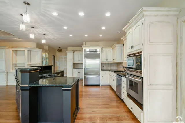 $740,000 | 3700 Quail Creek Court, Lawrence, KS 66047