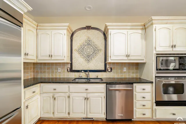 $740,000 | 3700 Quail Creek Court, Lawrence, KS 66047