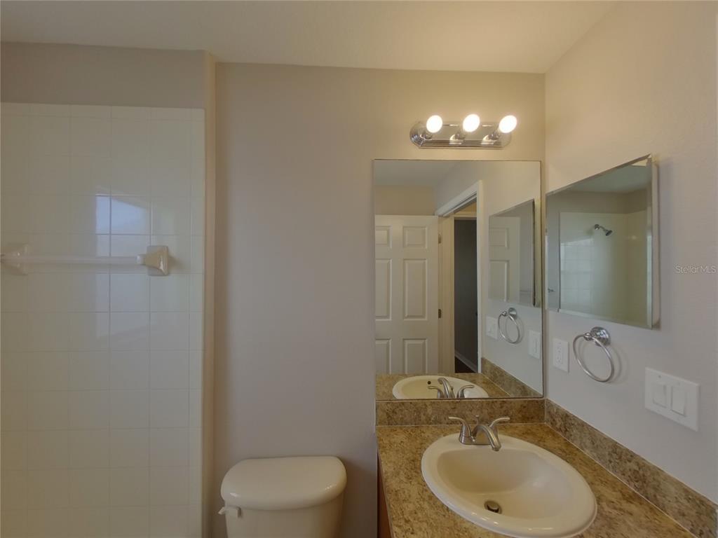 15512 Telford Spring Drive Ruskin, FL 33573 - Photo 15 of 25