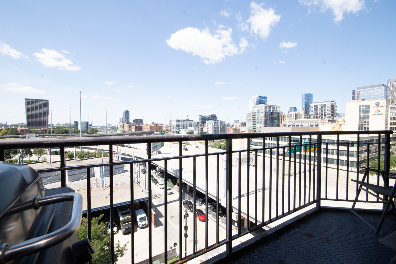500 South Clinton Street, Unit 632 Chicago, IL 60607 - Photo 9 of 17 Gallery Image 9