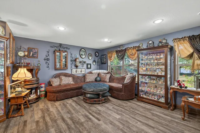 $1,799,999 | 9805 Sharon Place Northwest, Rice, MN 56367