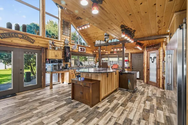 $1,685,000 | 9805 Sharon Place Northwest, Rice, MN 56367