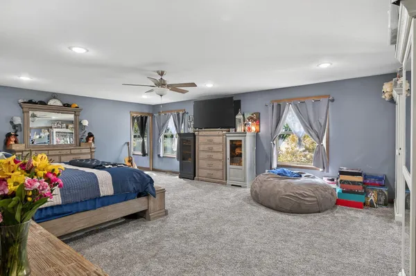 $1,685,000 | 9805 Sharon Place Northwest, Rice, MN 56367