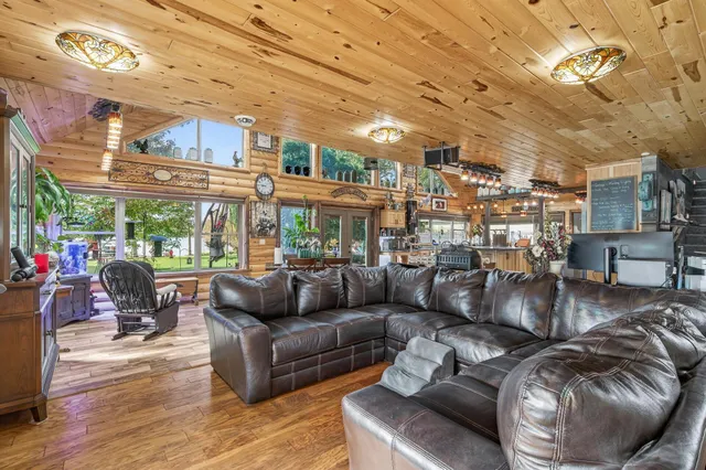 $1,799,999 | 9805 Sharon Place Northwest, Rice, MN 56367