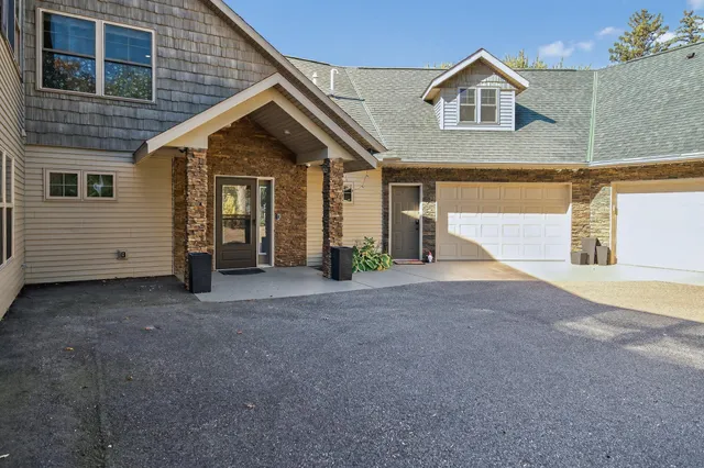 $1,799,999 | 9805 Sharon Place Northwest, Rice, MN 56367