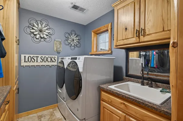 $1,685,000 | 9805 Sharon Place Northwest, Rice, MN 56367