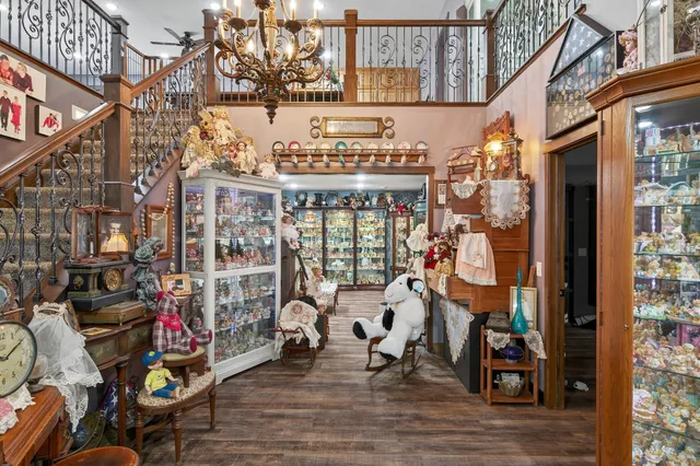 $1,799,999 | 9805 Sharon Place Northwest, Rice, MN 56367