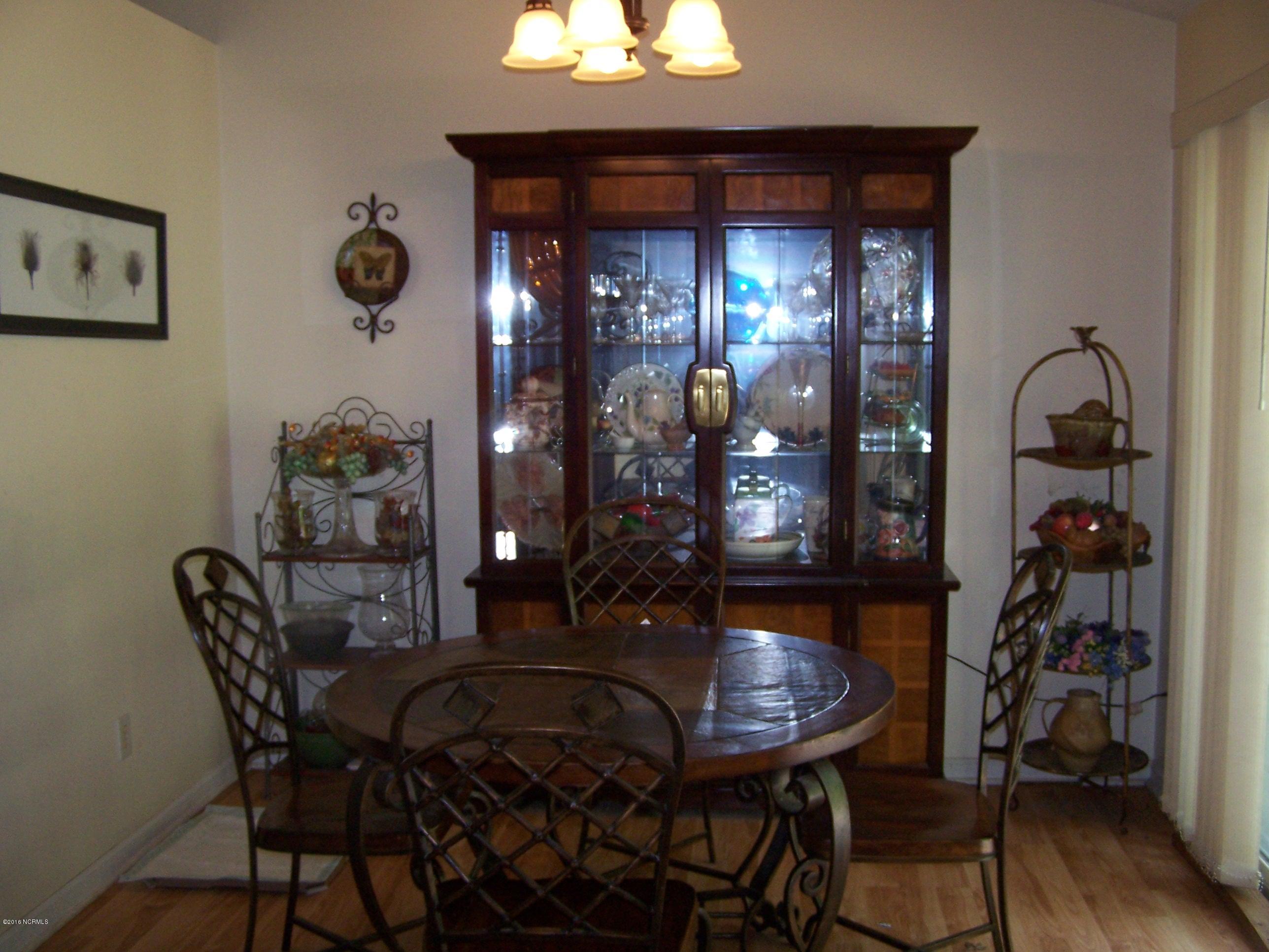 254 Grape Road Rocky Point, NC 28457 - Photo 8 of 13 100_7566