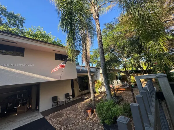 $3,199,000 | 1753 Nocatee Drive, Miami, FL 33133