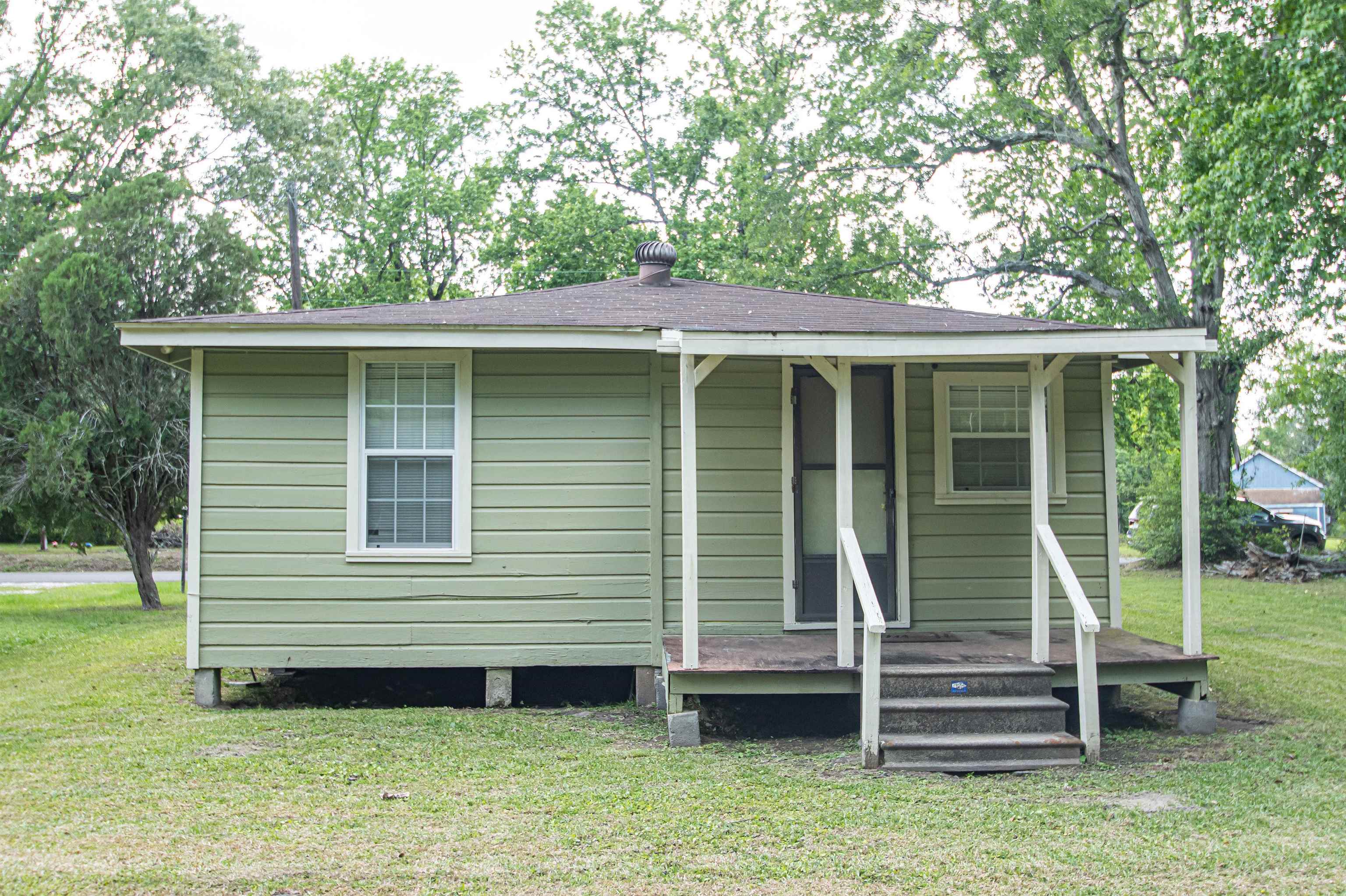 910 Bonner Street Silsbee, TX 77656 - Photo 12 of 14