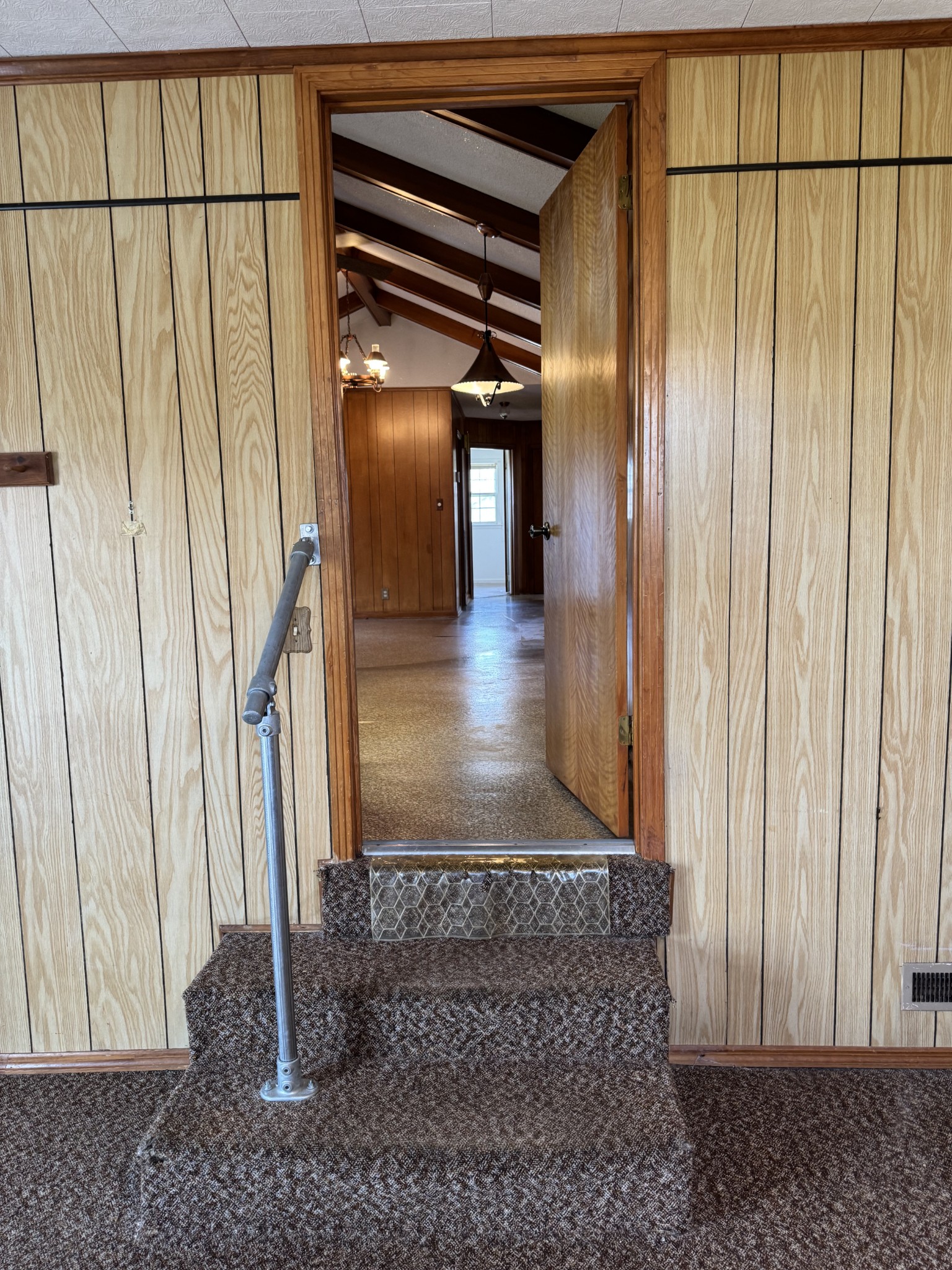 201 Orchard Road Clarksville, TN 37042 - Photo 8 of 24 a view of entryway