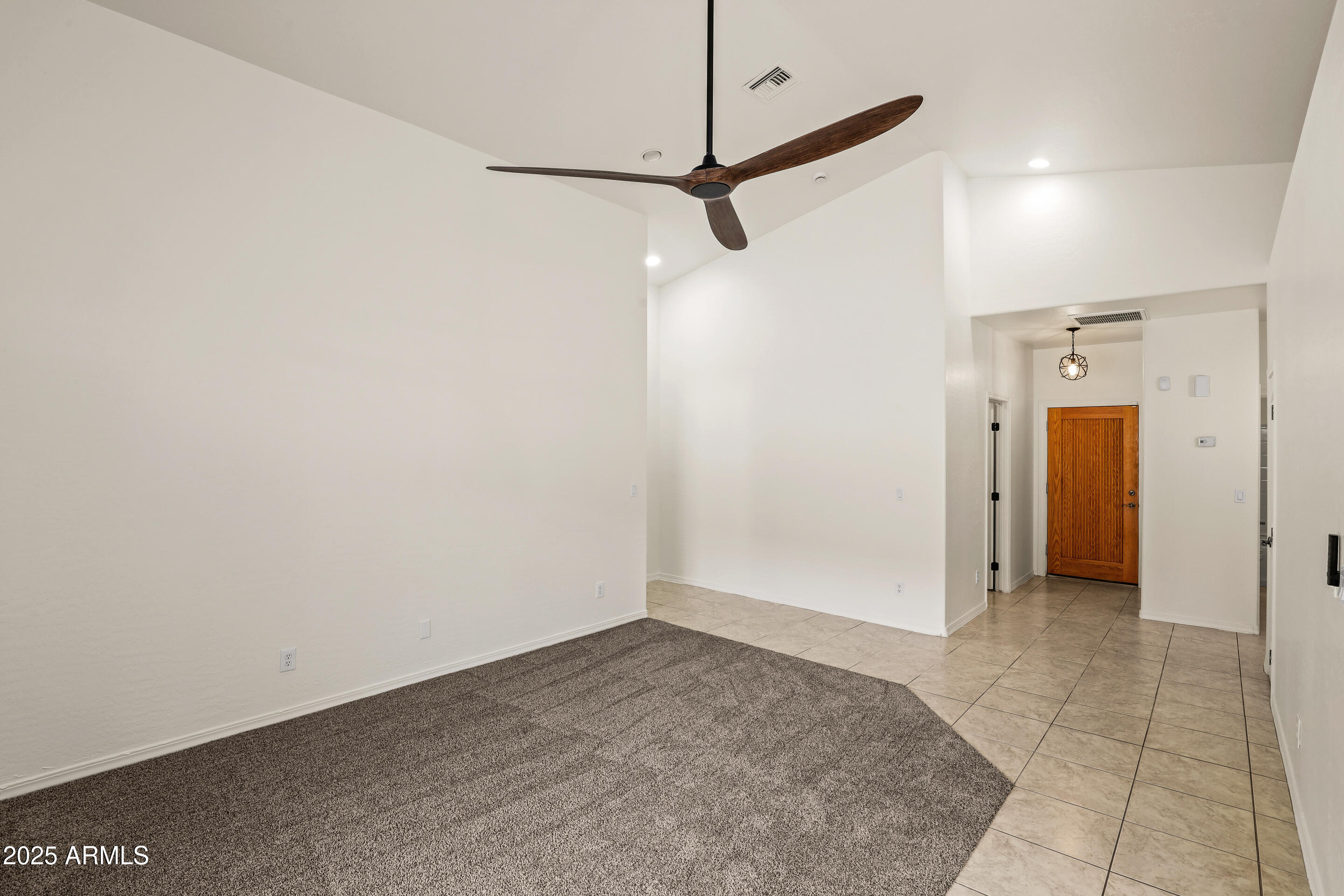 1014 West Summit Street Payson, AZ 85541 - Photo 18 of 21 a view of a room with an empty space