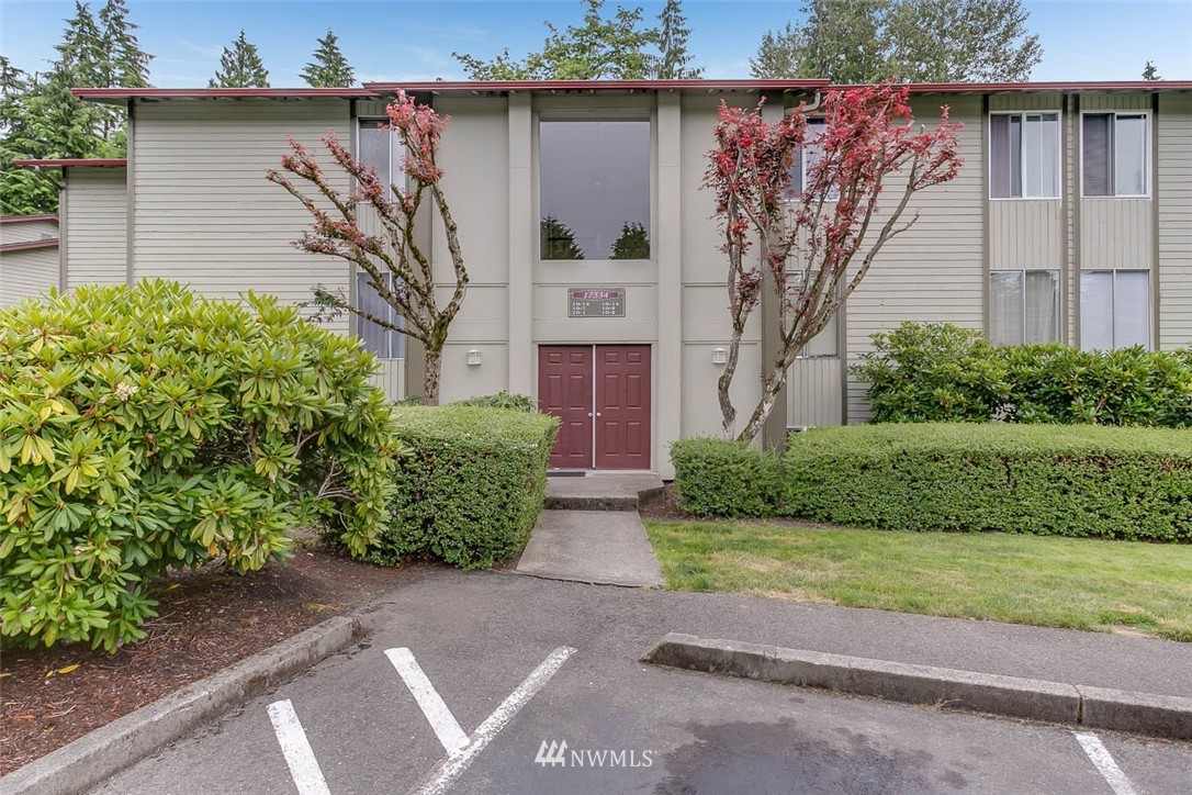 17534 151st Avenue Southeast, Unit 102 Renton, WA 98058 - Photo 17 of 18