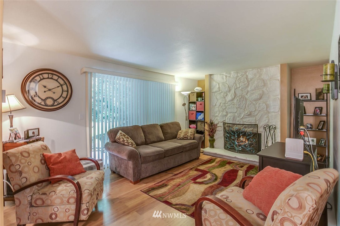 17534 151st Avenue Southeast, Unit 102 Renton, WA 98058 - Photo 4 of 18