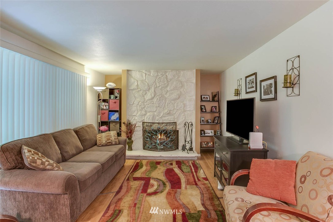 17534 151st Avenue Southeast, Unit 102 Renton, WA 98058 - Photo 6 of 18