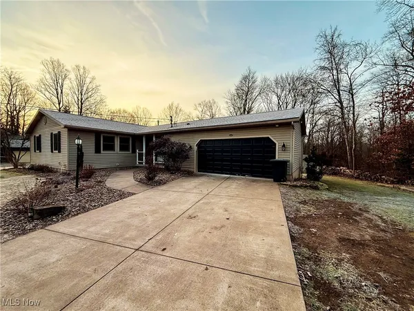 $238,000 | 202 Forest Drive, Parkersburg, WV 26104