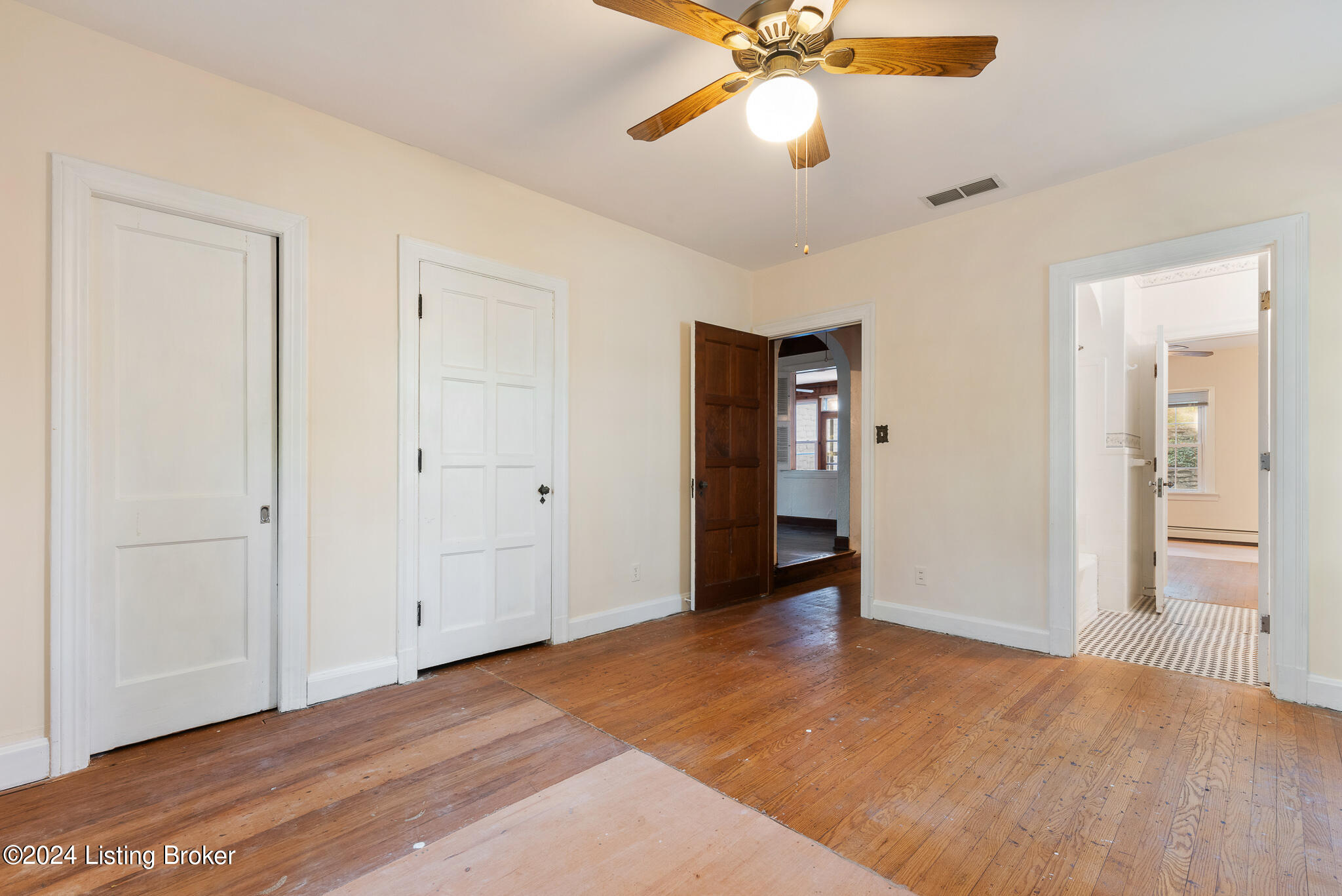1818 Gresham Road Louisville, KY 40205 - Photo 32 of 43 1818 Gresham Rd-33