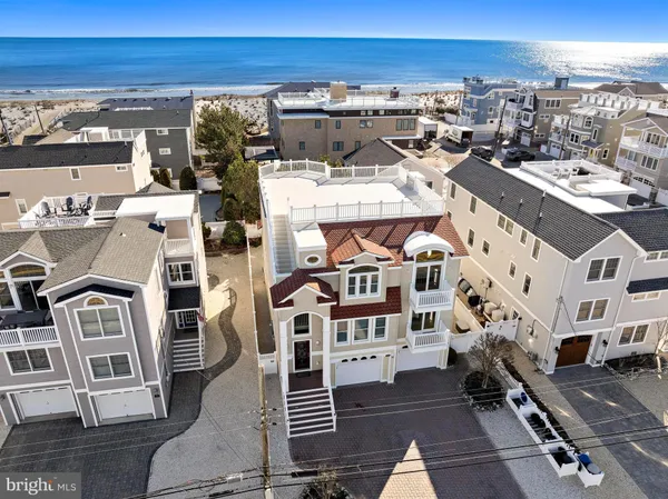 an aerial view of a building