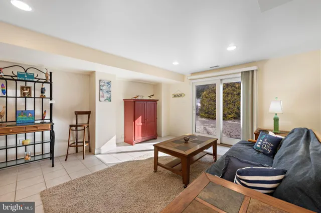 a bedroom that has a bed and a window in it