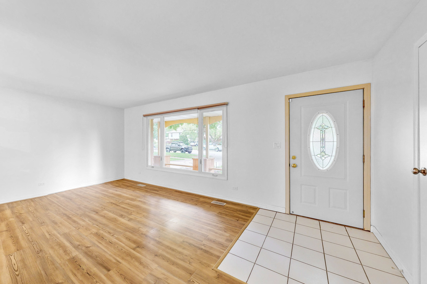 137 South Schmidt Road Bolingbrook, IL 60440 - Photo 5 of 13