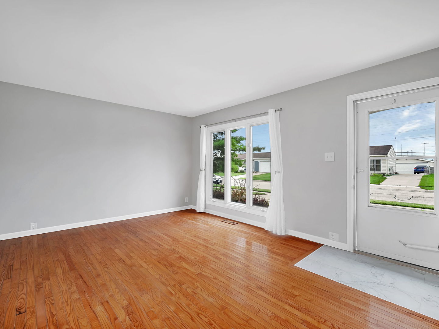 232 Tallman Avenue Romeoville, IL 60446 - Photo 14 of 29 Gallery Image 14