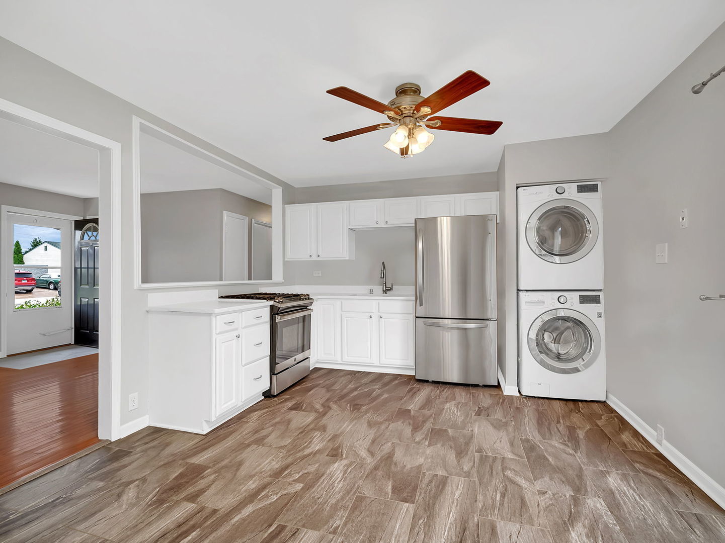 232 Tallman Avenue Romeoville, IL 60446 - Photo 17 of 29 Gallery Image 17