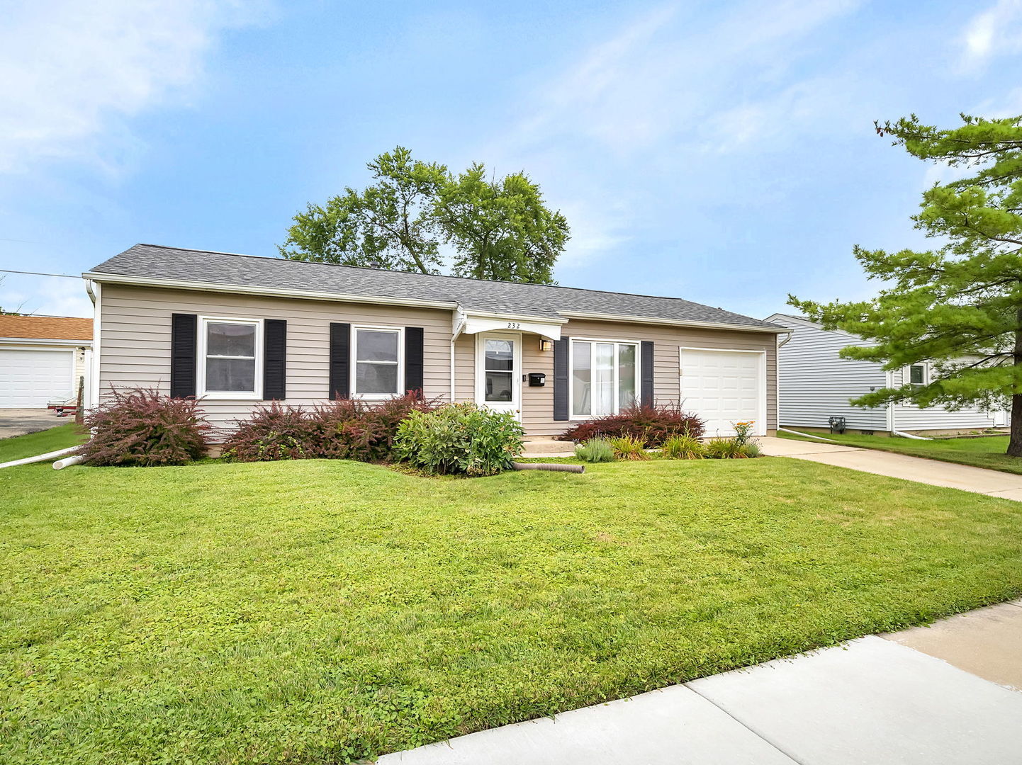 232 Tallman Avenue Romeoville, IL 60446 - Photo 4 of 29 Gallery Image 4