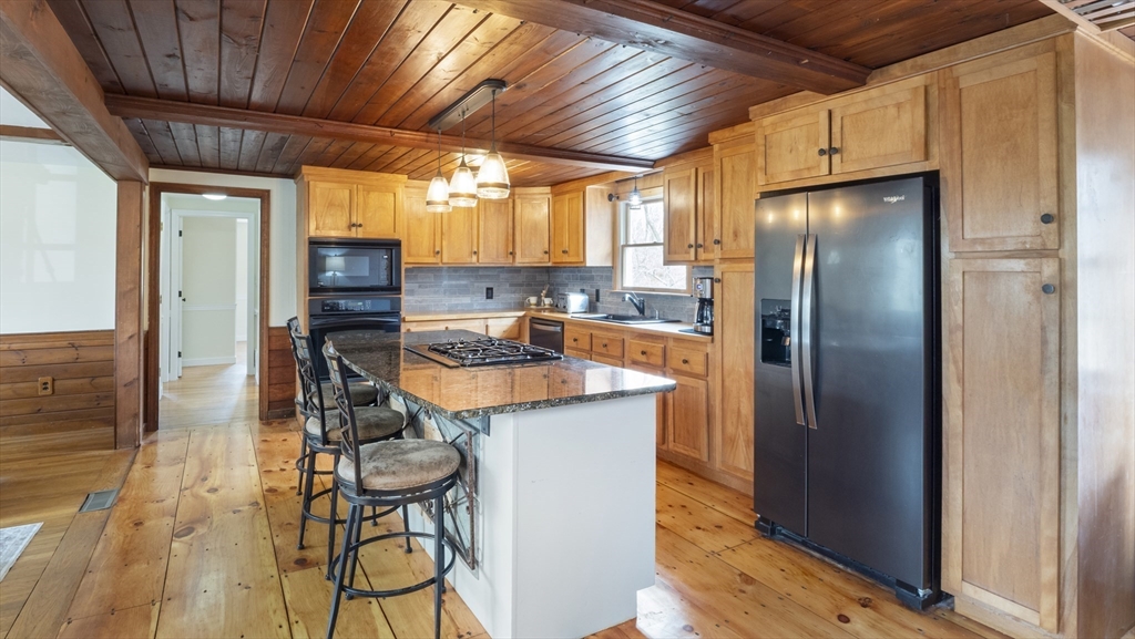 195 R High Road Newbury, MA 01951 - Photo 14 of 40 Gallery Image 14