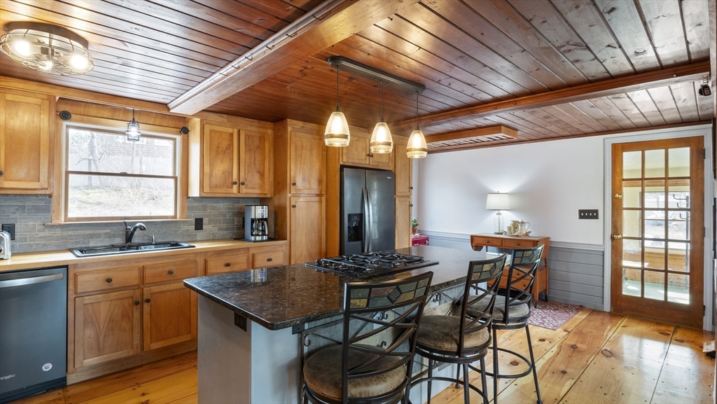 195 R High Road Newbury, MA 01951 - Photo 16 of 40 Gallery Image 16