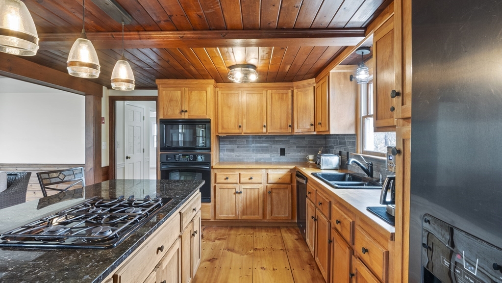 195 R High Road Newbury, MA 01951 - Photo 18 of 40 Gallery Image 18