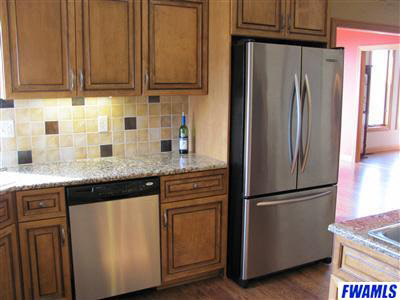 8707 Roberts Road New Haven, IN 46774 - Photo 8 of 26