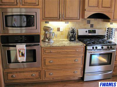 8707 Roberts Road New Haven, IN 46774 - Photo 9 of 26