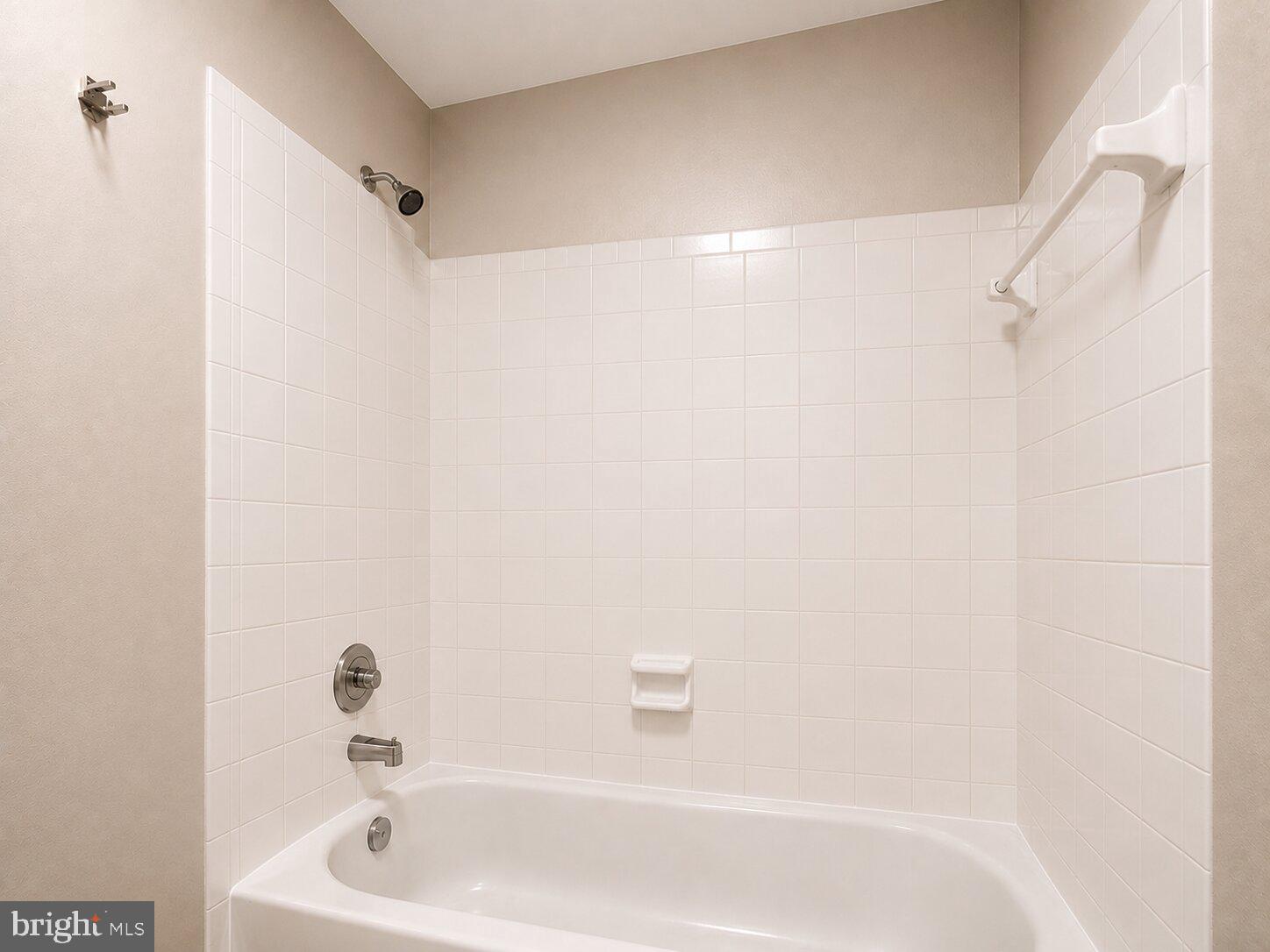 11150 Beaver Trail Court Reston, VA 20191 - Photo 18 of 20 Bathroom