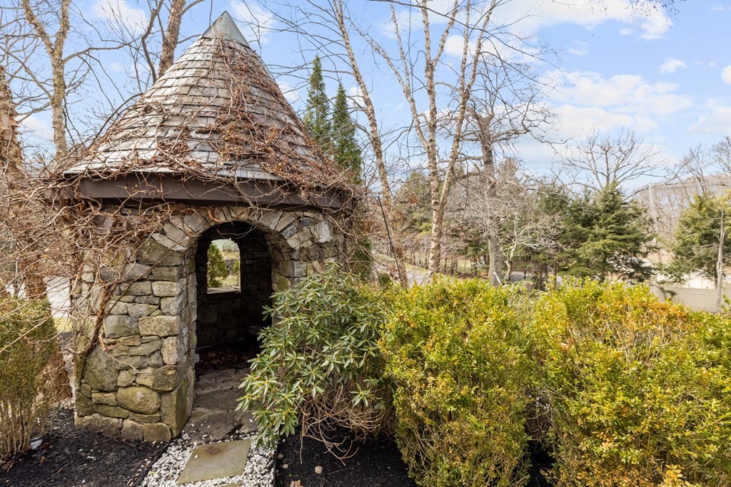 77 Hallwood Road Brookline, MA 02467 - Photo 42 of 42