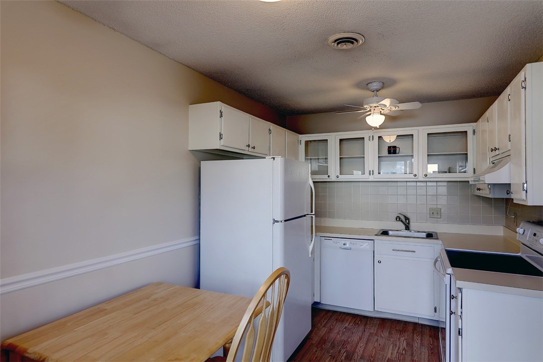 84 Fox Ridge Crescent Warwick, RI 02886 - Photo 21 of 34 Gallery Image 21