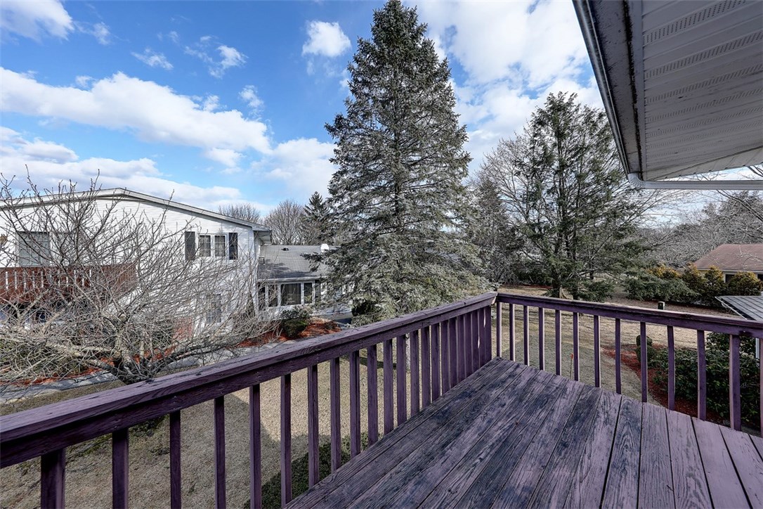 84 Fox Ridge Crescent Warwick, RI 02886 - Photo 22 of 34 Gallery Image 22