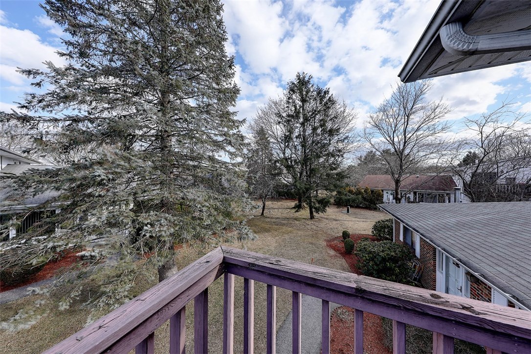 84 Fox Ridge Crescent Warwick, RI 02886 - Photo 23 of 34 Gallery Image 23