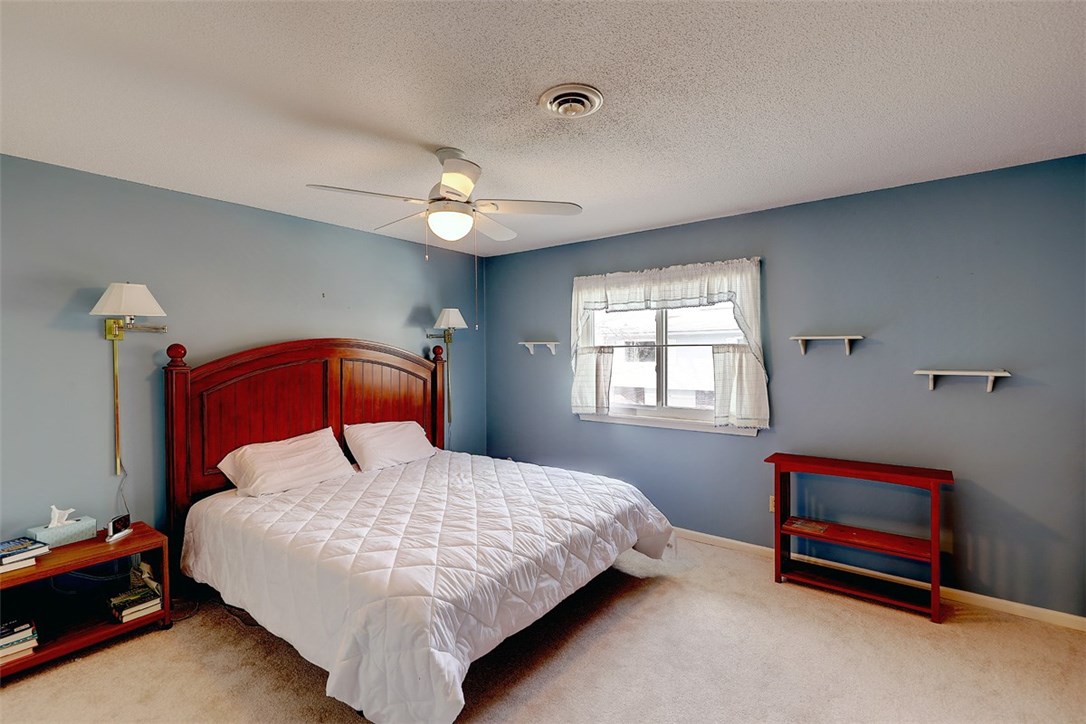 84 Fox Ridge Crescent Warwick, RI 02886 - Photo 25 of 34 Gallery Image 25