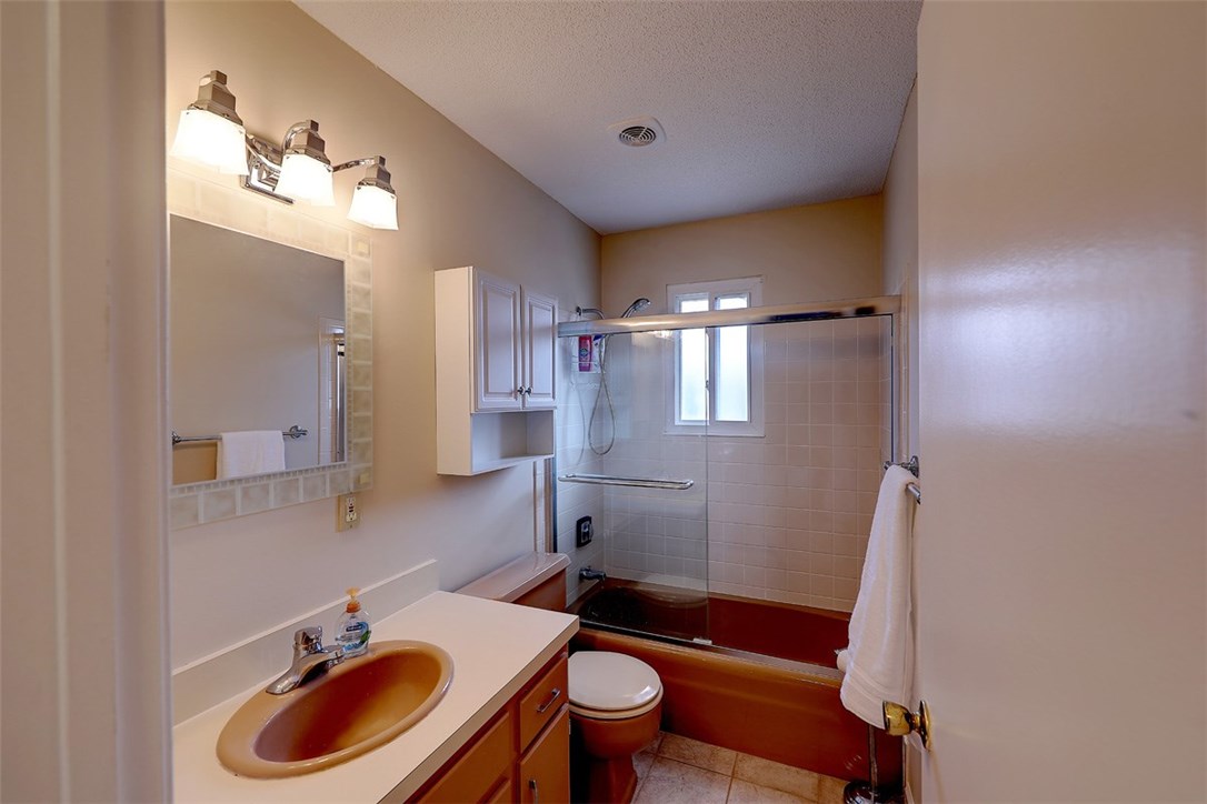 84 Fox Ridge Crescent Warwick, RI 02886 - Photo 31 of 34 Gallery Image 31