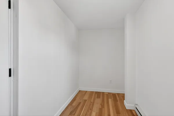 $2,400 | 28 Ekman Street, Unit 1, Worcester, MA 01607