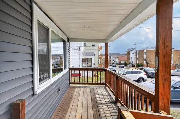 $2,400 | 28 Ekman Street, Unit 1, Worcester, MA 01607